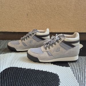 New Balance Rainier Boots